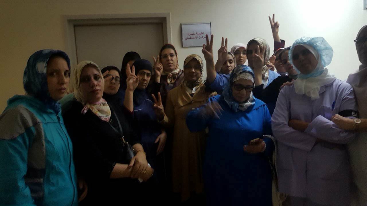 Photo of خنيفرة / الأطر التمريضية بالمستشفى الإقليمي تواصل مسلسلها الاحتجاجي