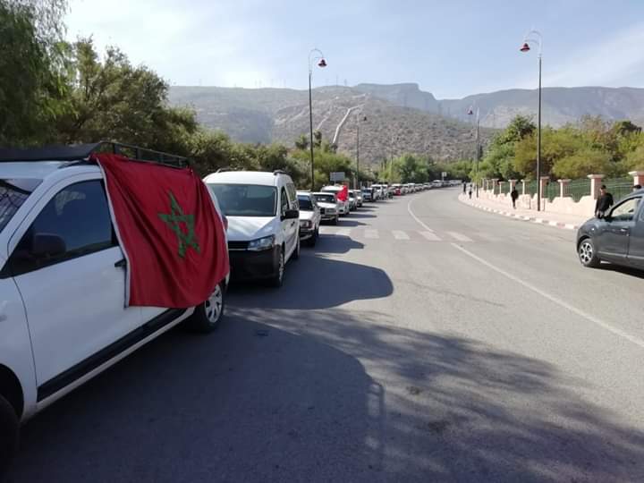Photo of أفورار إقليم أزيلال /  أصحاب سيارات الأجرة يحتجون
