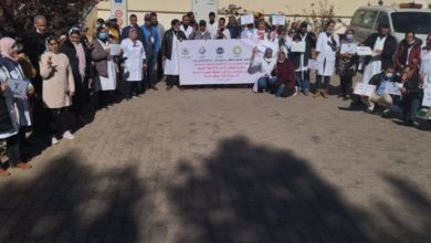 Photo of إقليم افران / النقابات الصحية تنتفض أمام المستشفى الإقليمي 20 غشت + فيديو