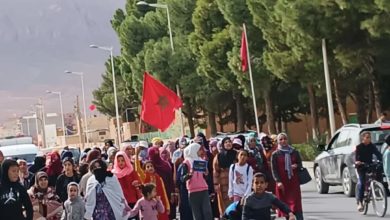 Photo of خروج أمهات وأولياء تلاميذ مدارس الريش في مسيرة احتجاجية