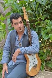 Photo of إبن الوز عوام  ..  ناصر ميكري يقدم ألبومه الجديد   في فضاء دار الفنون