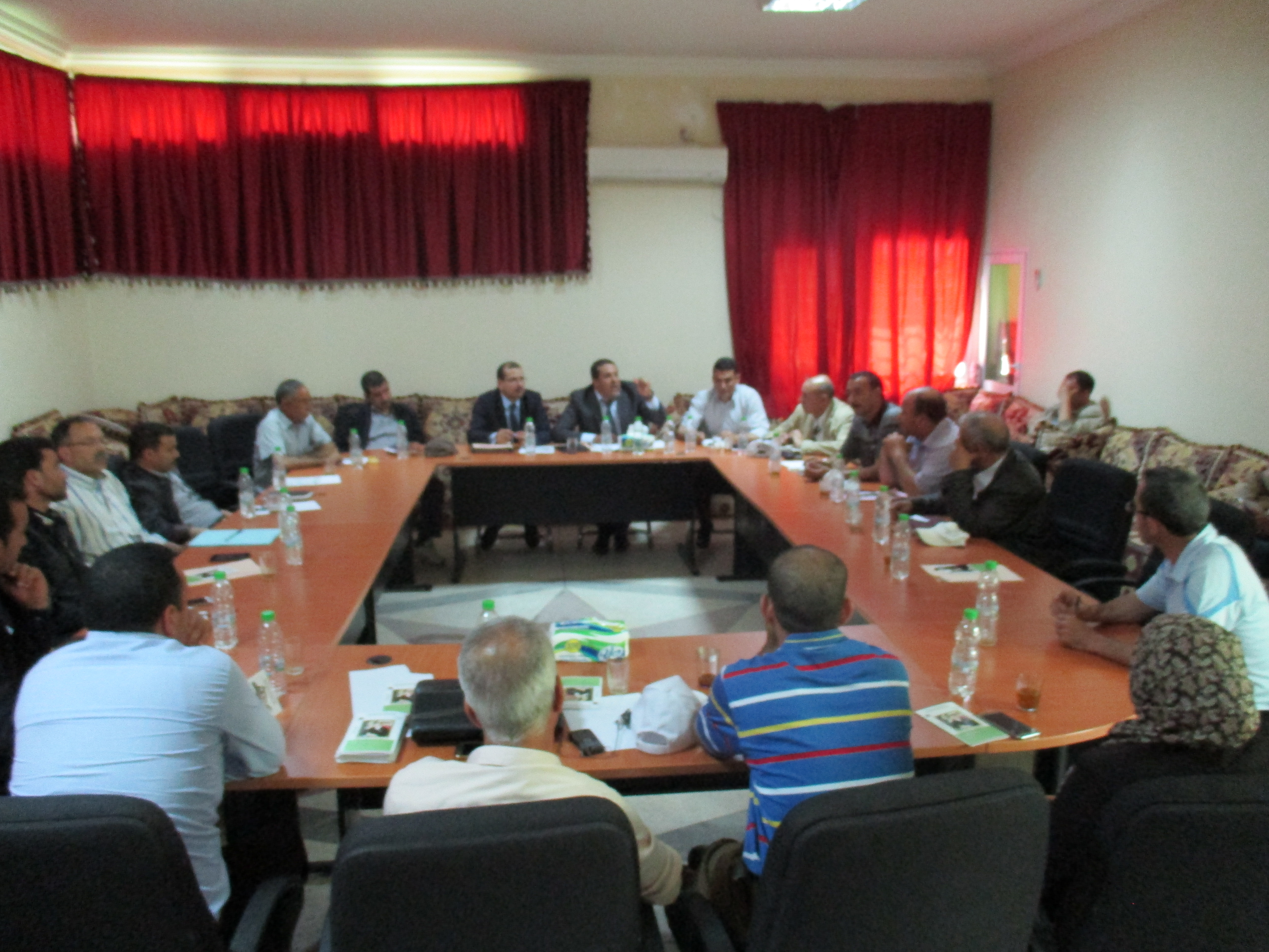 Photo of لقاءات تواصلية حول تدبير برنامج محاربة الفقر بالوسط القروي بإقليم تاونات