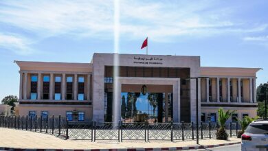 Photo of هل العامل الجديد هو من أعطى الإشارة لرئيسة الجماعة لتقديم شكايات ضد الإعلاميين ..؟