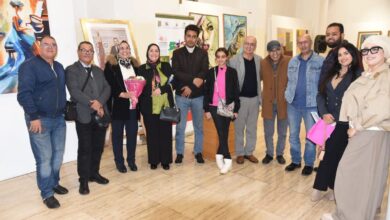 Photo of افتتاح معرض الفنون التشكيلية ضمن فعاليات مهرجان العالم العربي للفيلم التربوي القصير